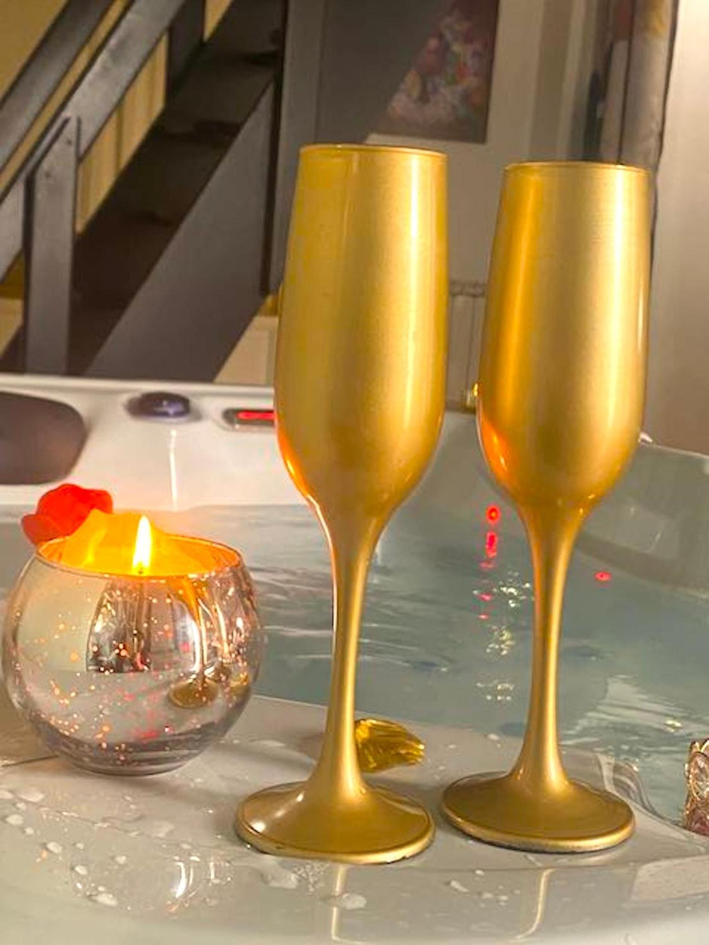 Le Prieure - Suites Romantiques Spa Privatif, Piscine, Jardin, Massages Proche De Toulouse Verfeil  Exterior photo